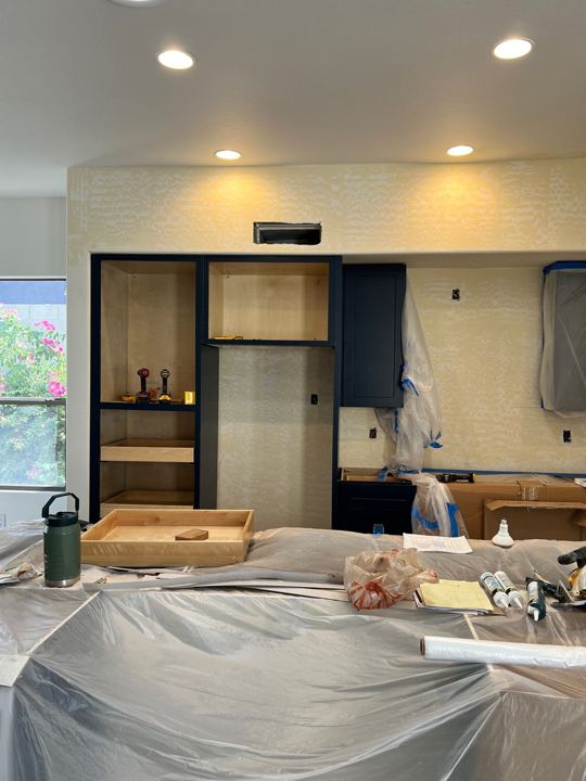 Kitchen cabinet wall
