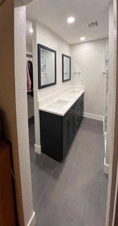 Double vanity