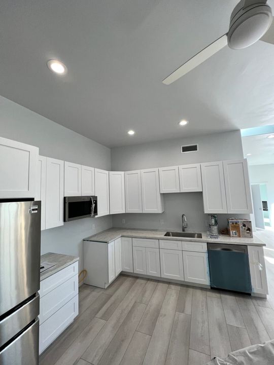 Kitchen from the side